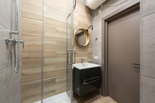 Cómo hacer que un baño de 3 m² se sienta el doble de grande