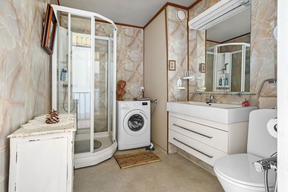 Baño compacto blanco